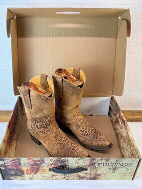 Old Gringo Leopard Distressed Western Cowgirl Boots Size 9.5